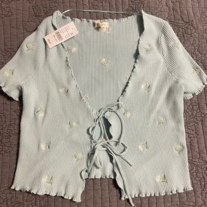 L.A. Hearts short sleeve tie cardigan with embroidered flowers small